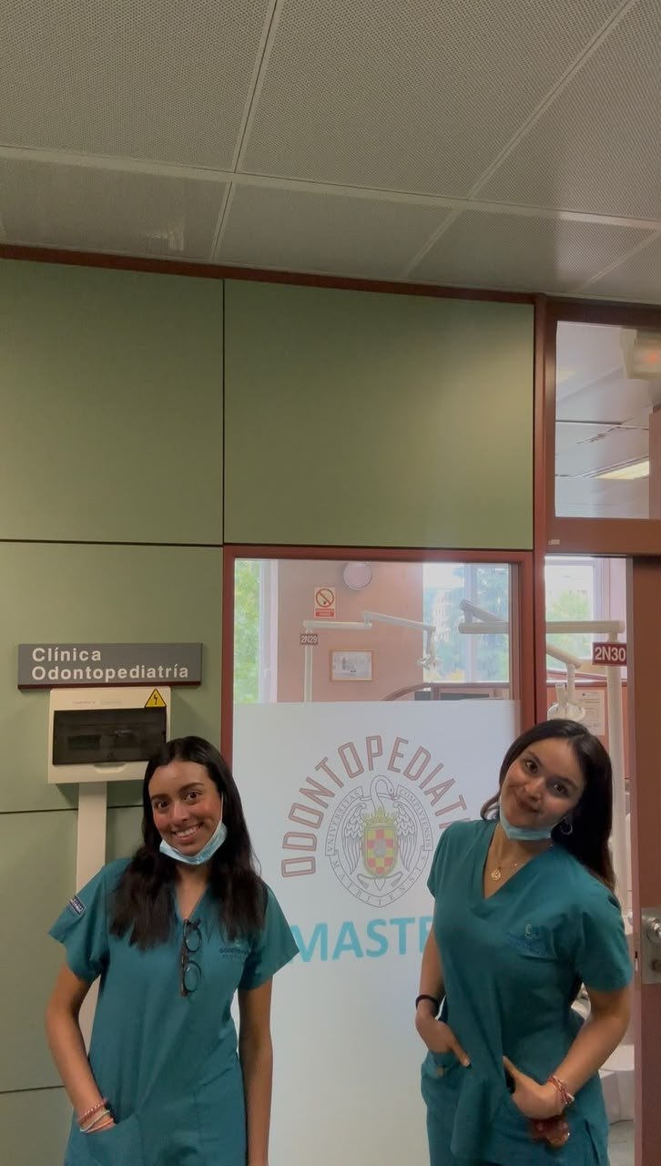 Lucía Elena Rivera Blanco y Katia Feregrino García: estancia académica en Universidad Complutense de Madrid, fotografía 4 de 6