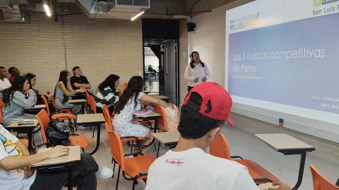 Mtra. Yazmín Elizabeth Bárcena López: estancia académica en Universidad Católica Luis Amigó, fotografía 1 de 5